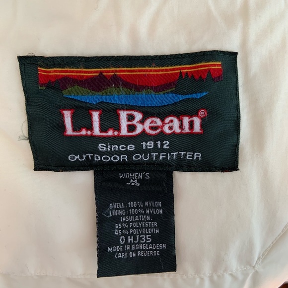 L.L. Beans Woman’s Winter Coat - Picture 10 of 13
